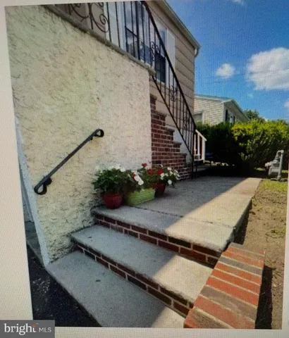 $365,000 | 2814 Old Welsh Road, Willow Grove, PA 19090