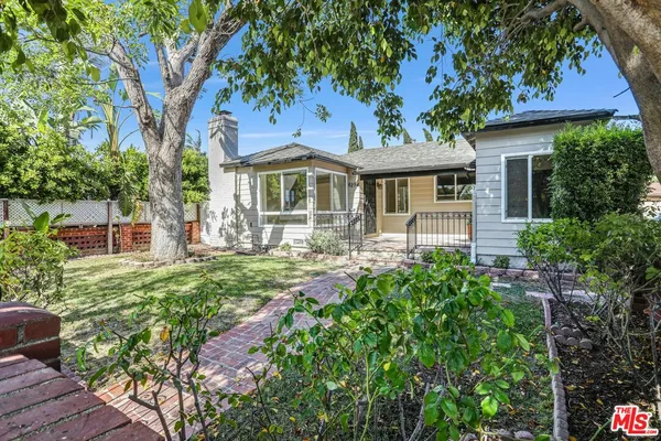 $6,000 | 6254 Ben Avenue, Los Angeles, CA 91606