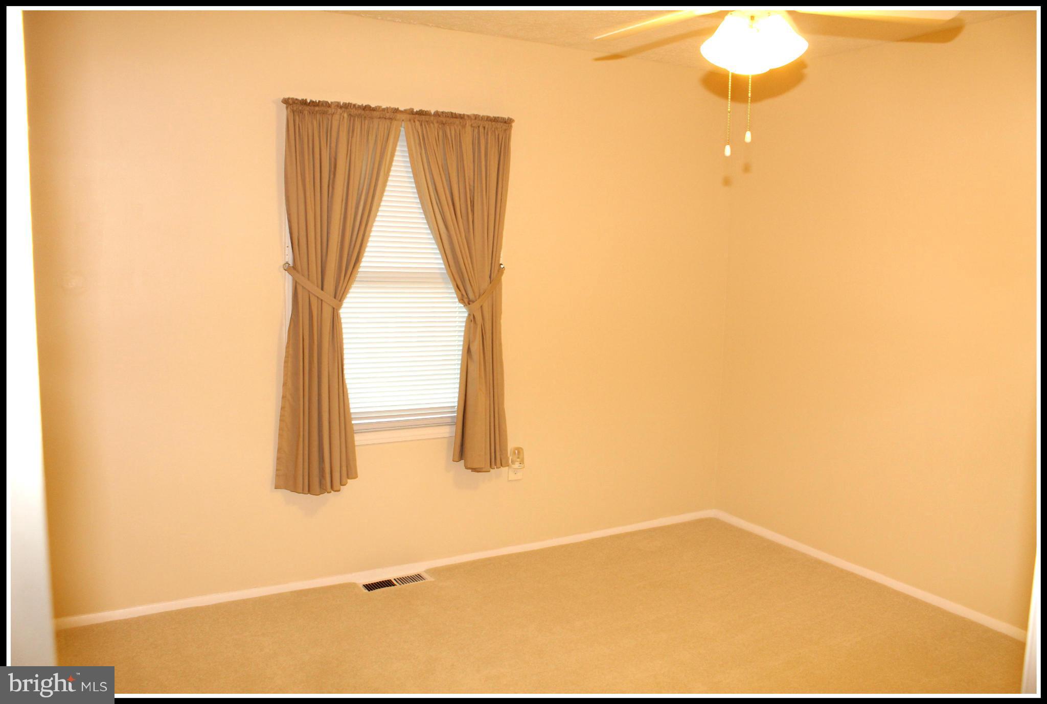 12 Marshall Road Waldorf, MD 20602 - Photo 17 of 26 Bedroom