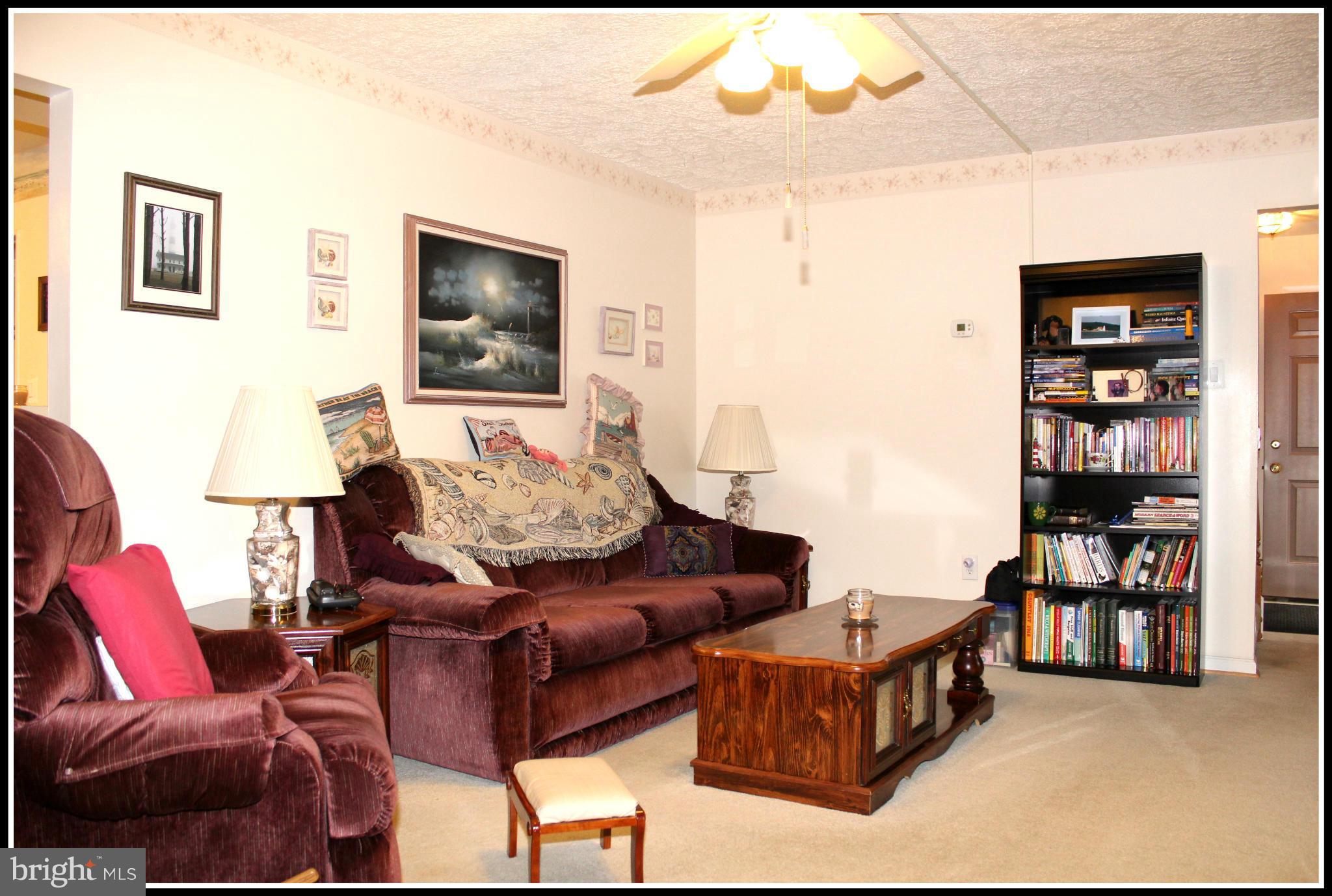 12 Marshall Road Waldorf, MD 20602 - Photo 3 of 26 Family Room
