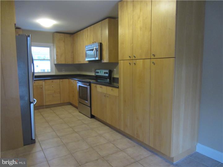 321 Deerfield Road Newark, DE 19713 - Photo 8 of 21