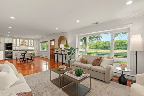 $989,000 | 168 Furnace Brook Parkway, Quincy, MA 02169