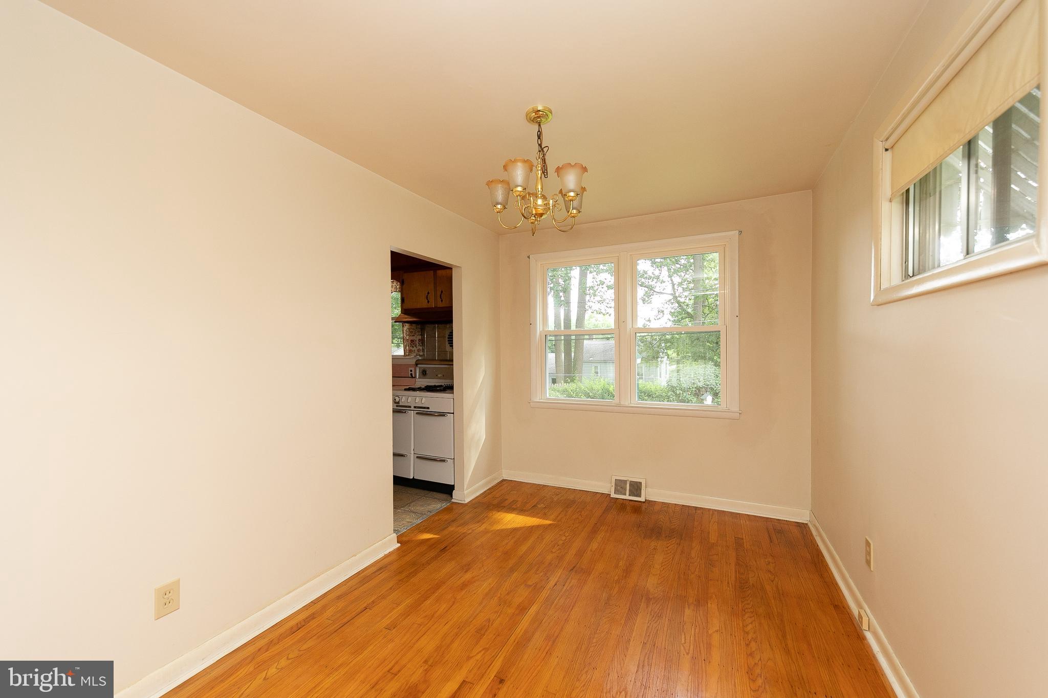 2919 Joyce Road Abington, PA 19001 - Photo 6 of 29 Gallery Image 6