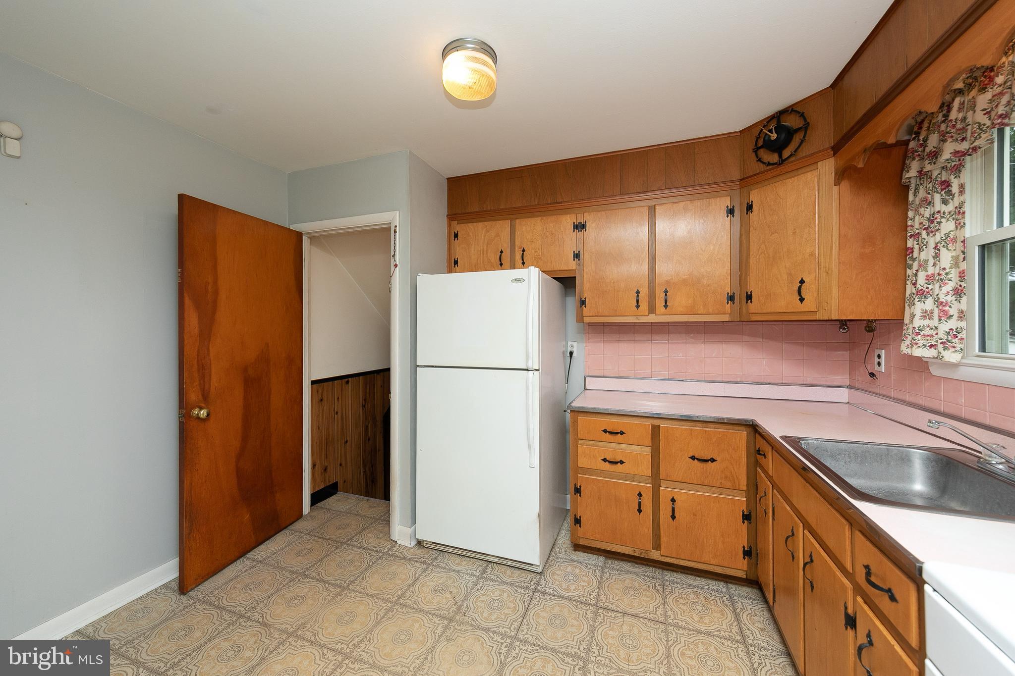 2919 Joyce Road Abington, PA 19001 - Photo 8 of 29 Gallery Image 8