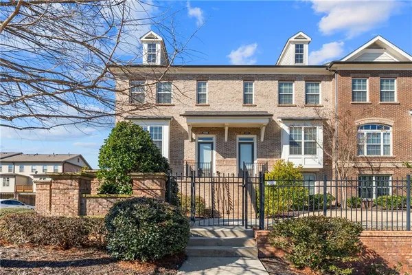 $490,000 | 1002 Township Square, Alpharetta, GA 30022