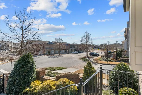 $490,000 | 1002 Township Square, Alpharetta, GA 30022