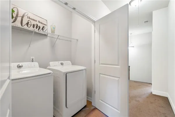 $490,000 | 1002 Township Square, Alpharetta, GA 30022