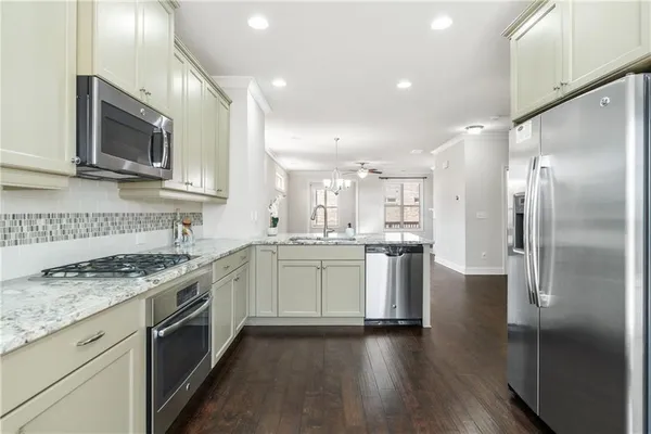 $490,000 | 1002 Township Square, Alpharetta, GA 30022