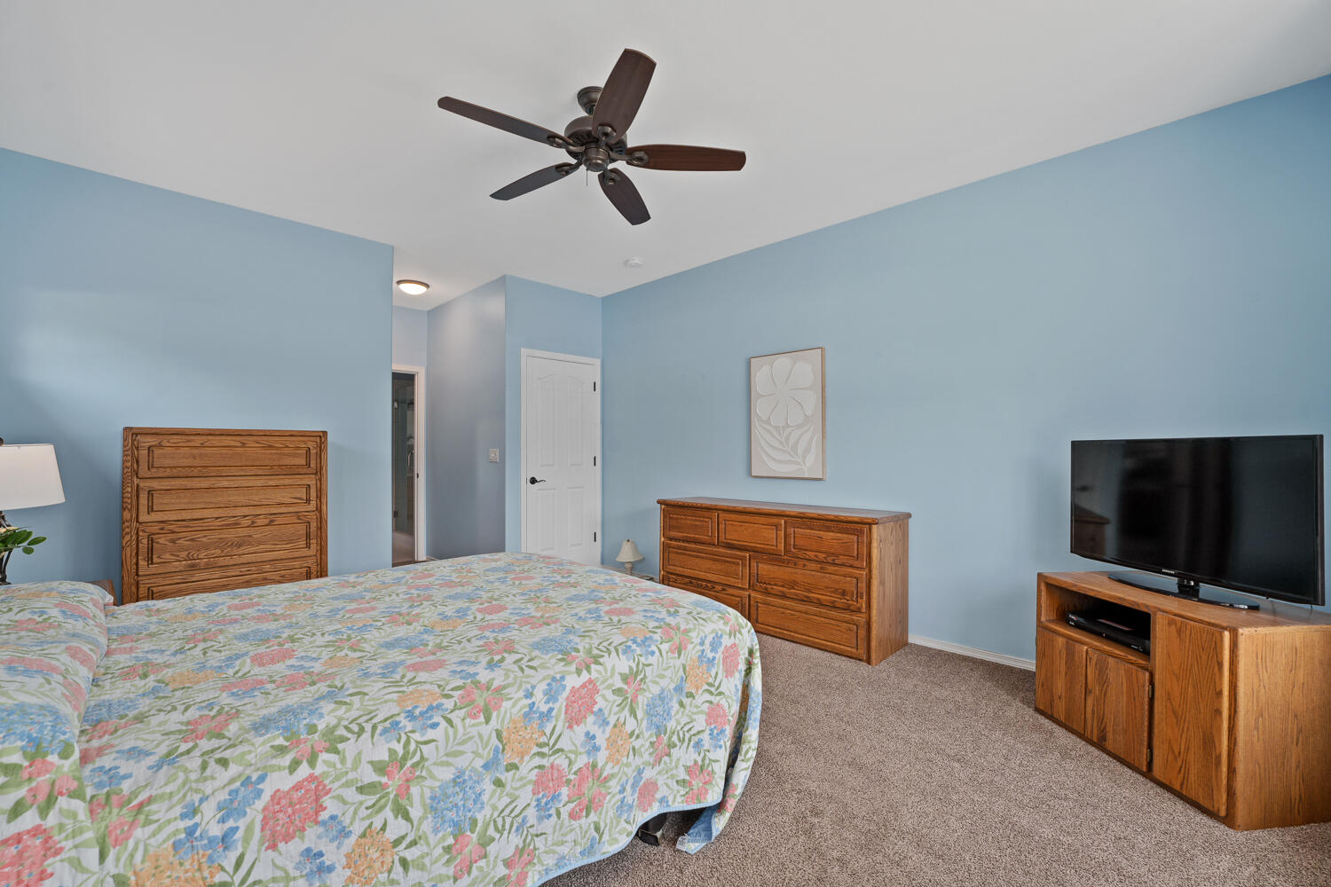 392 Southeast Soft Tail Loop Bend, OR 97702 - Photo 28 of 52 Primary Bedroom