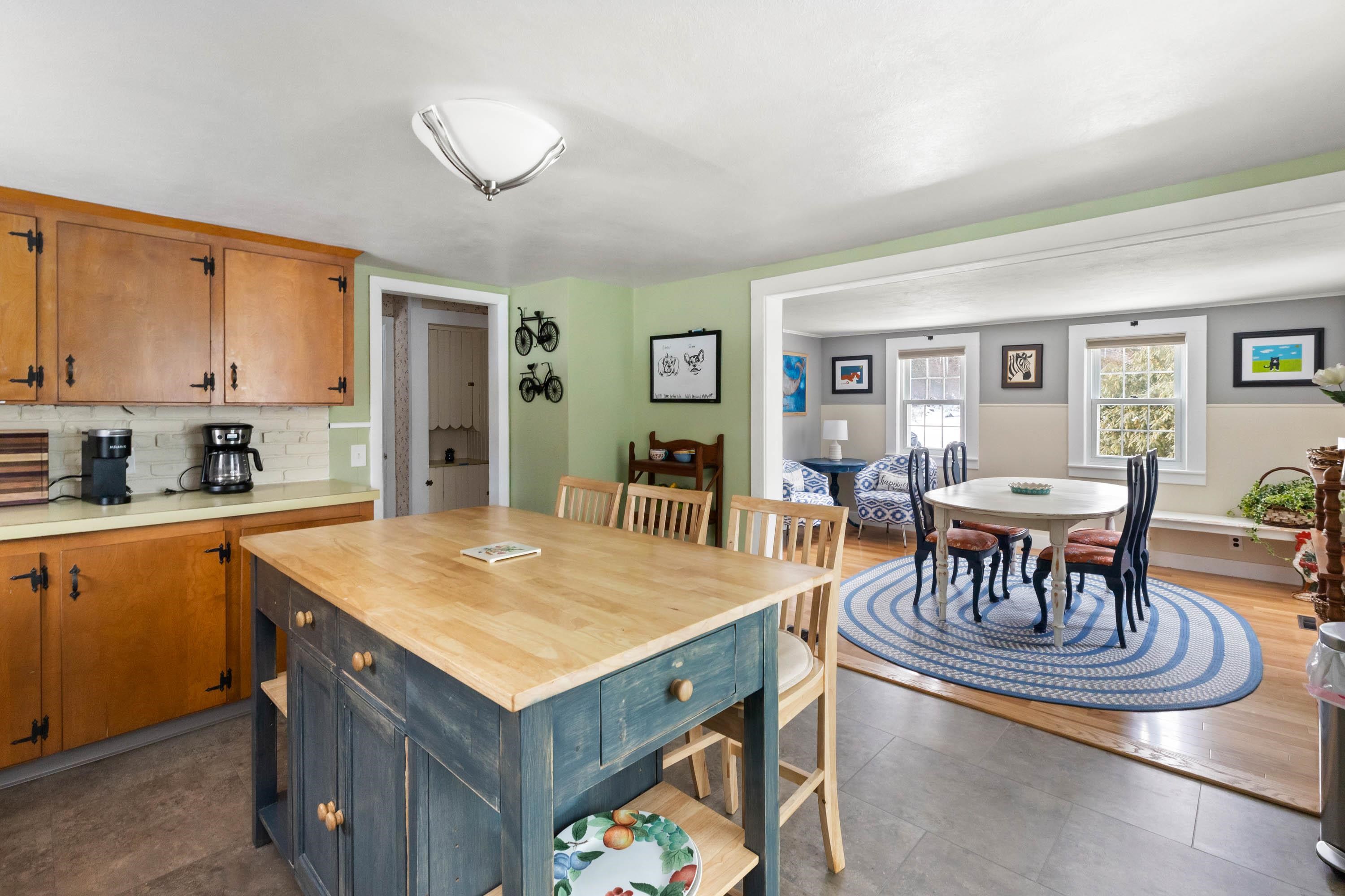 18 Hampton Falls Road Exeter, NH 03833 - Photo 17 of 26