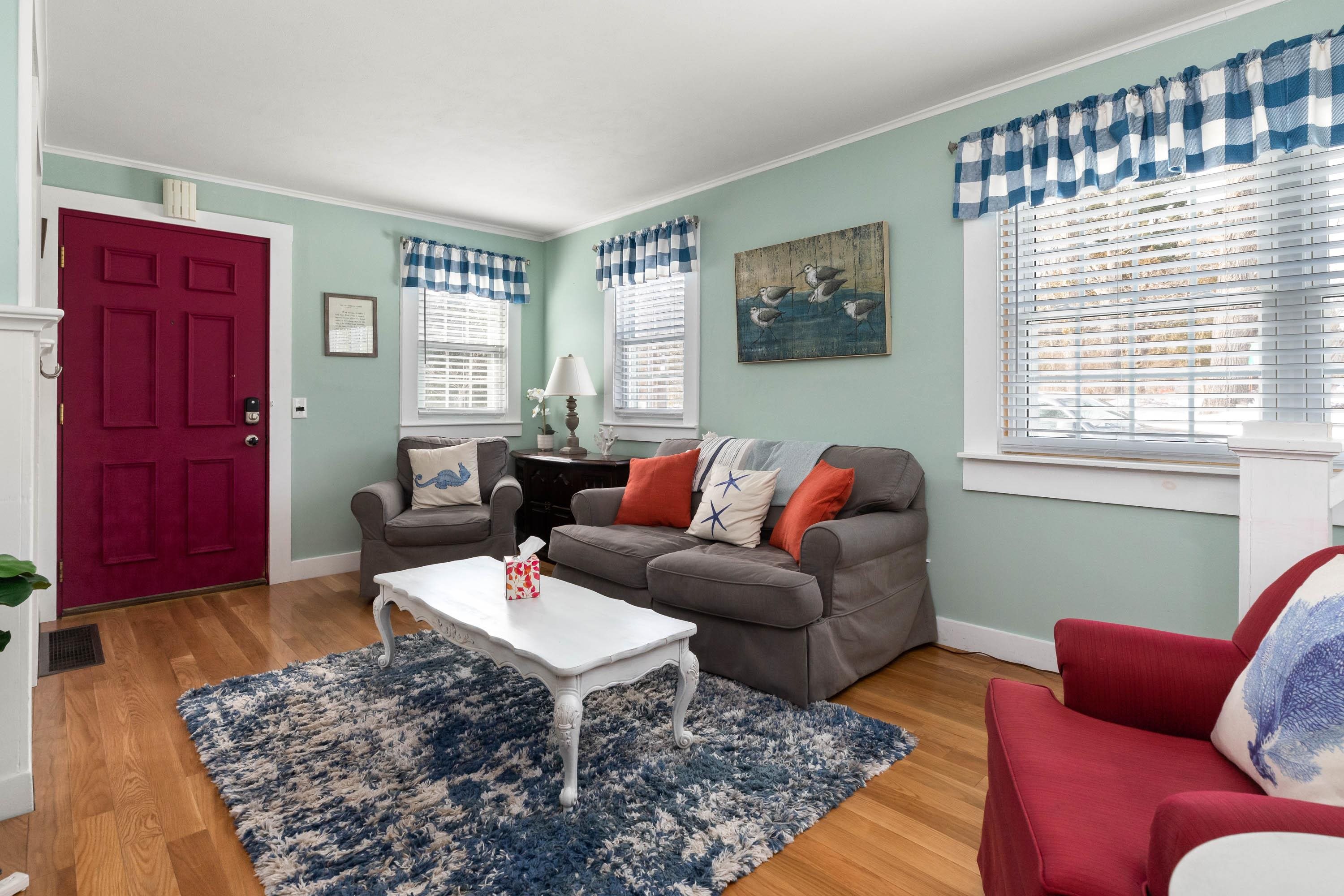 18 Hampton Falls Road Exeter, NH 03833 - Photo 4 of 26