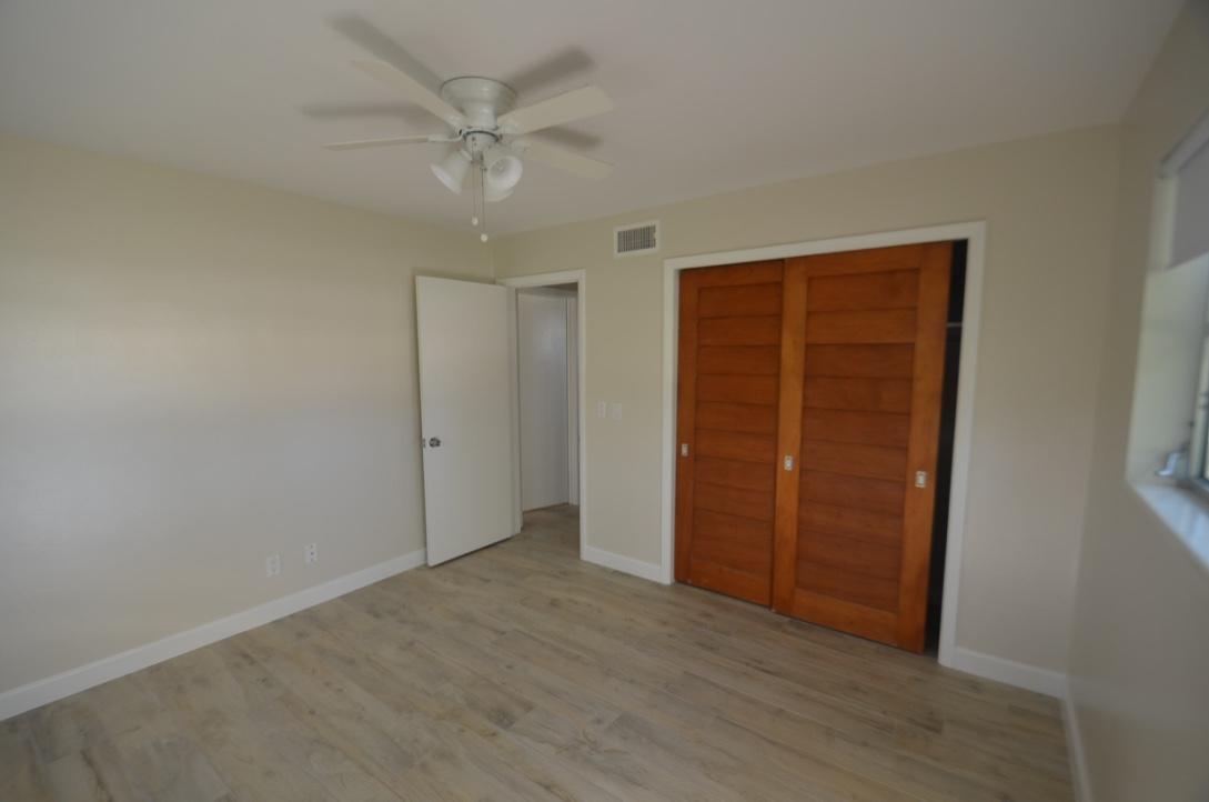 108 Norfolk Road Jupiter, FL 33469 - Photo 8 of 31 thumb_KIT_6867_1024