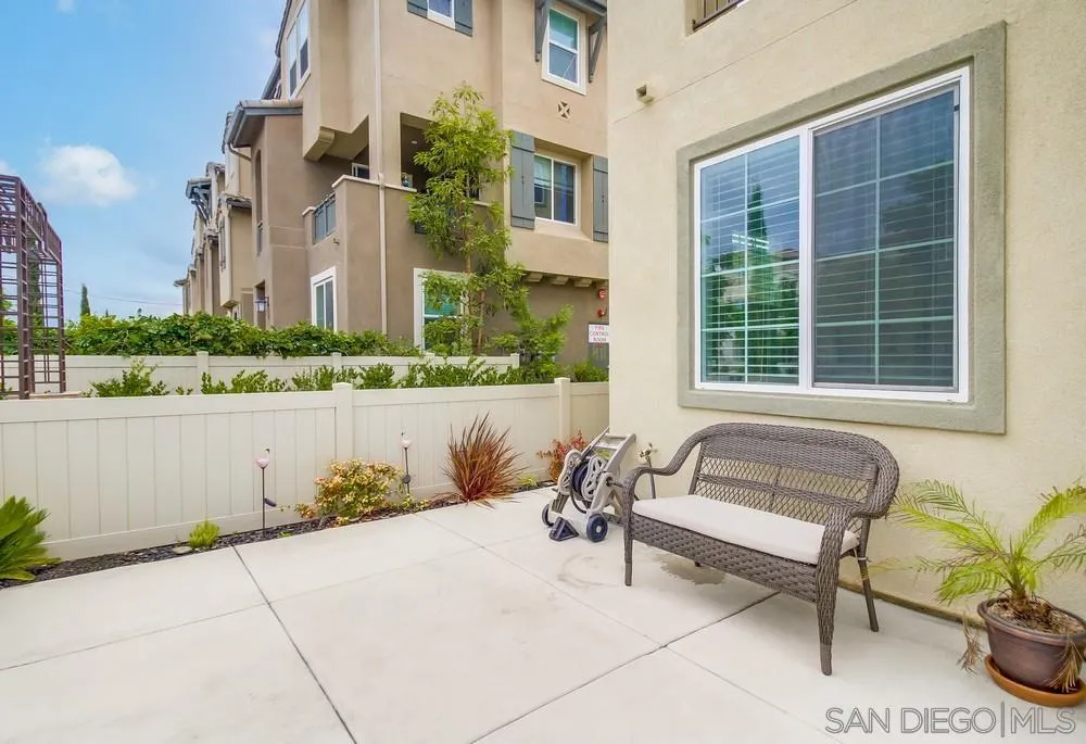 1424 Santa Victoria Road, Unit 6 Chula Vista, CA 91913 - Photo 6 of 47 Gallery Image 6