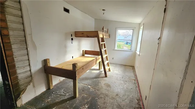 $59,900 | 204 North Maple Street, Stover, MO 65078