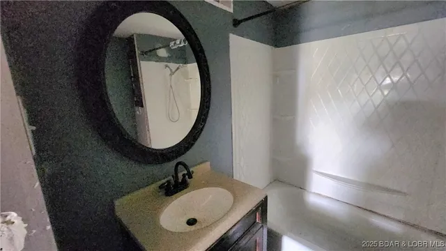 $59,900 | 204 North Maple Street, Stover, MO 65078