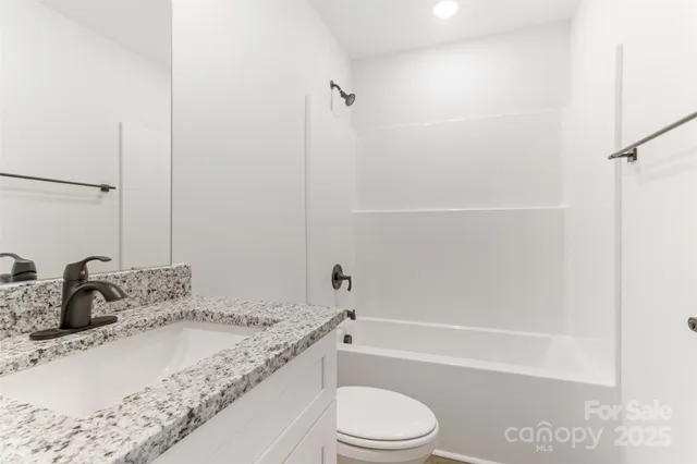 $429,000 | 21 8th Ave Drive Southeast, Unit 5, Hickory, NC 28602