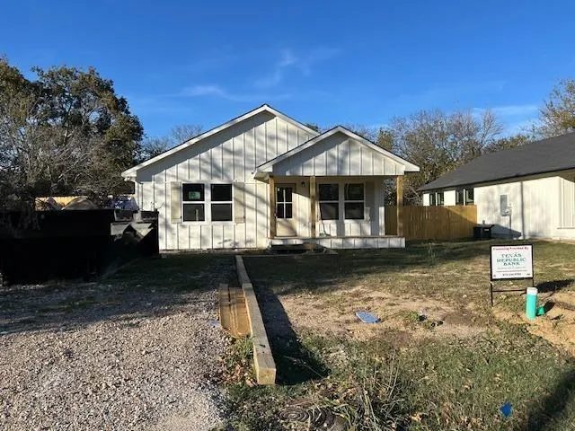 $225,000 | 211 East Cardinal Street, Ector, TX 75439