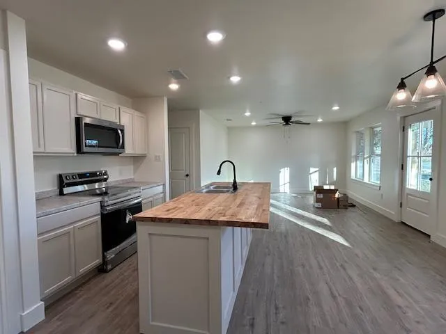 $225,000 | 211 East Cardinal Street, Ector, TX 75439