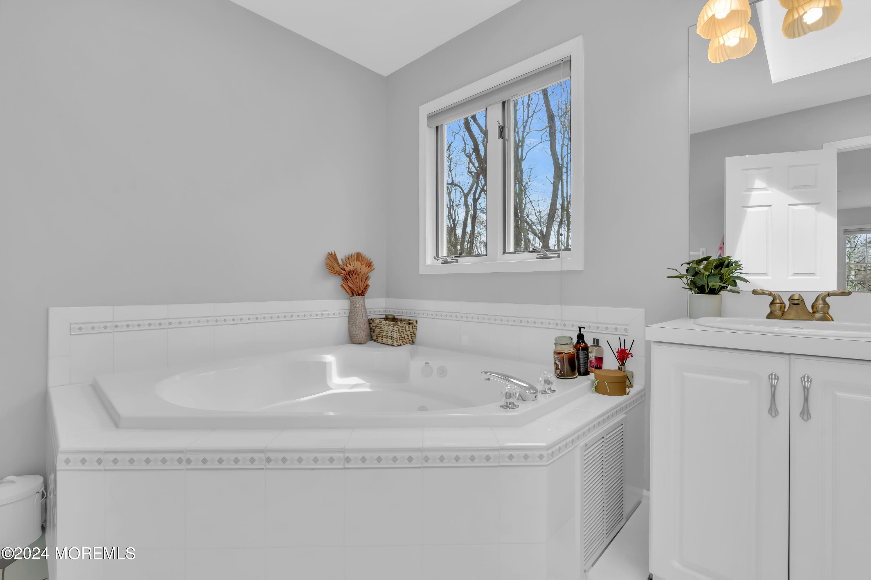 103 Taylors Mills Road Manalapan, NJ 07726 - Photo 19 of 34 Master Bath
