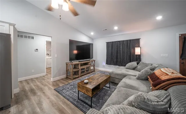 $264,900 | 13272 Half Drive, Dixon, MO 65459