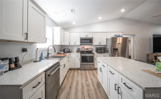 $264,900 | 13272 Half Drive, Dixon, MO 65459