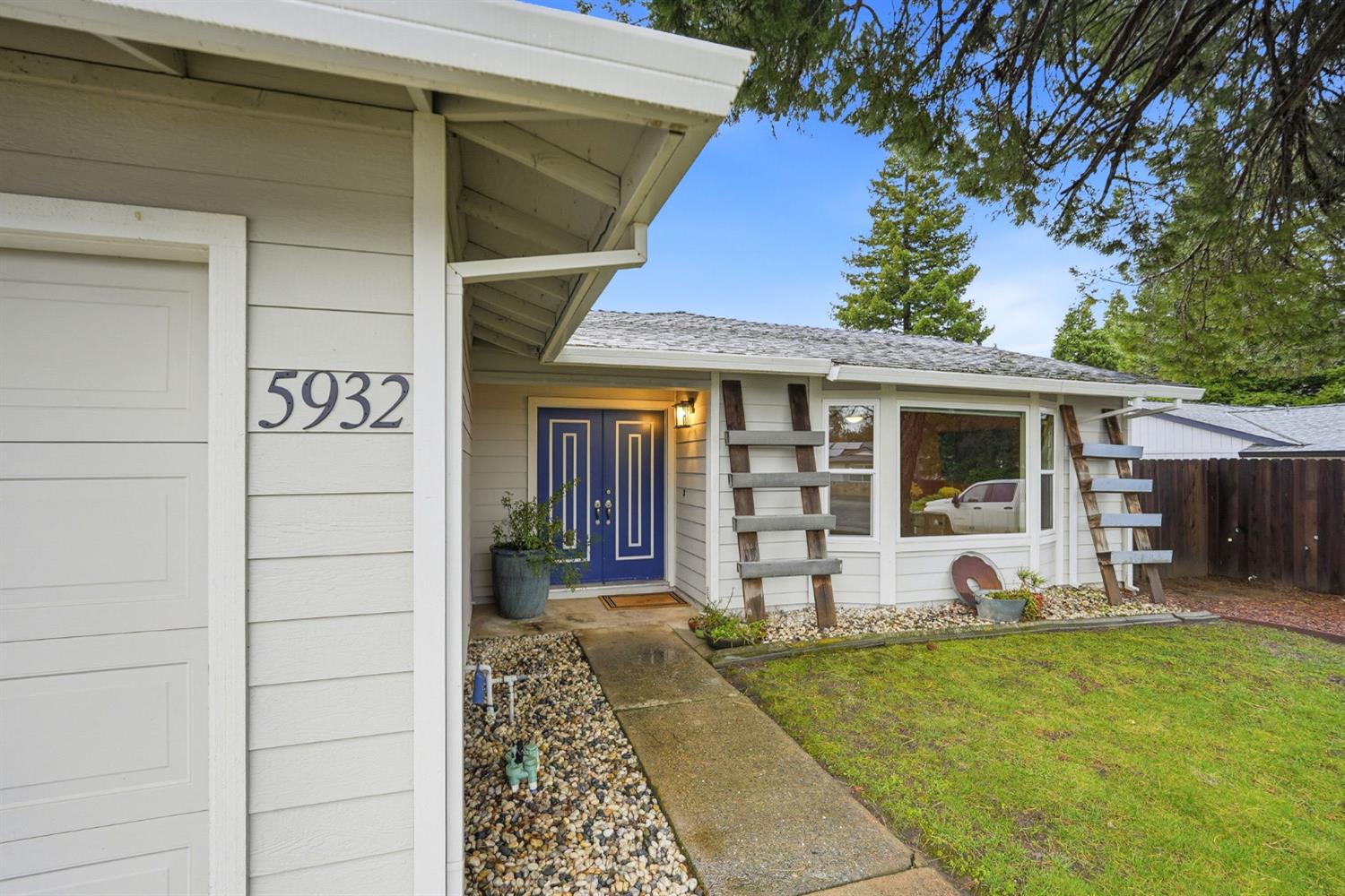 5932 Angelo Drive Loomis, CA 95650 - Photo 5 of 32 a front view of a house with patio