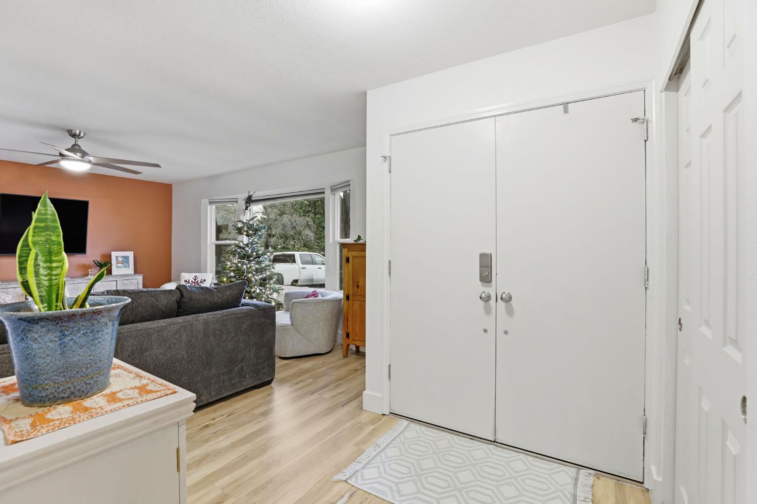 5932 Angelo Drive Loomis, CA 95650 - Photo 6 of 36