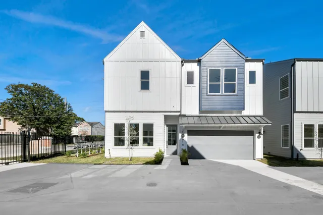 $2,500 | 8917 Sunshine Laverne Lane, Houston, TX 77080