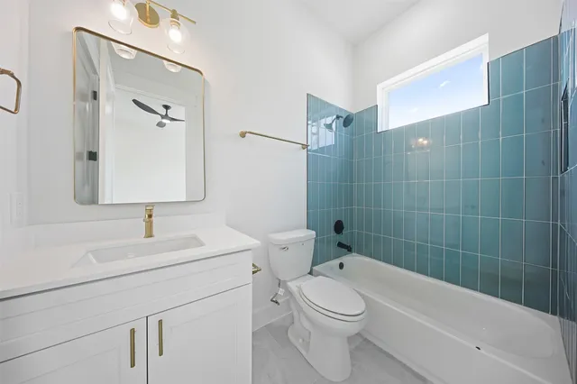 $2,500 | 8917 Sunshine Laverne Lane, Houston, TX 77080