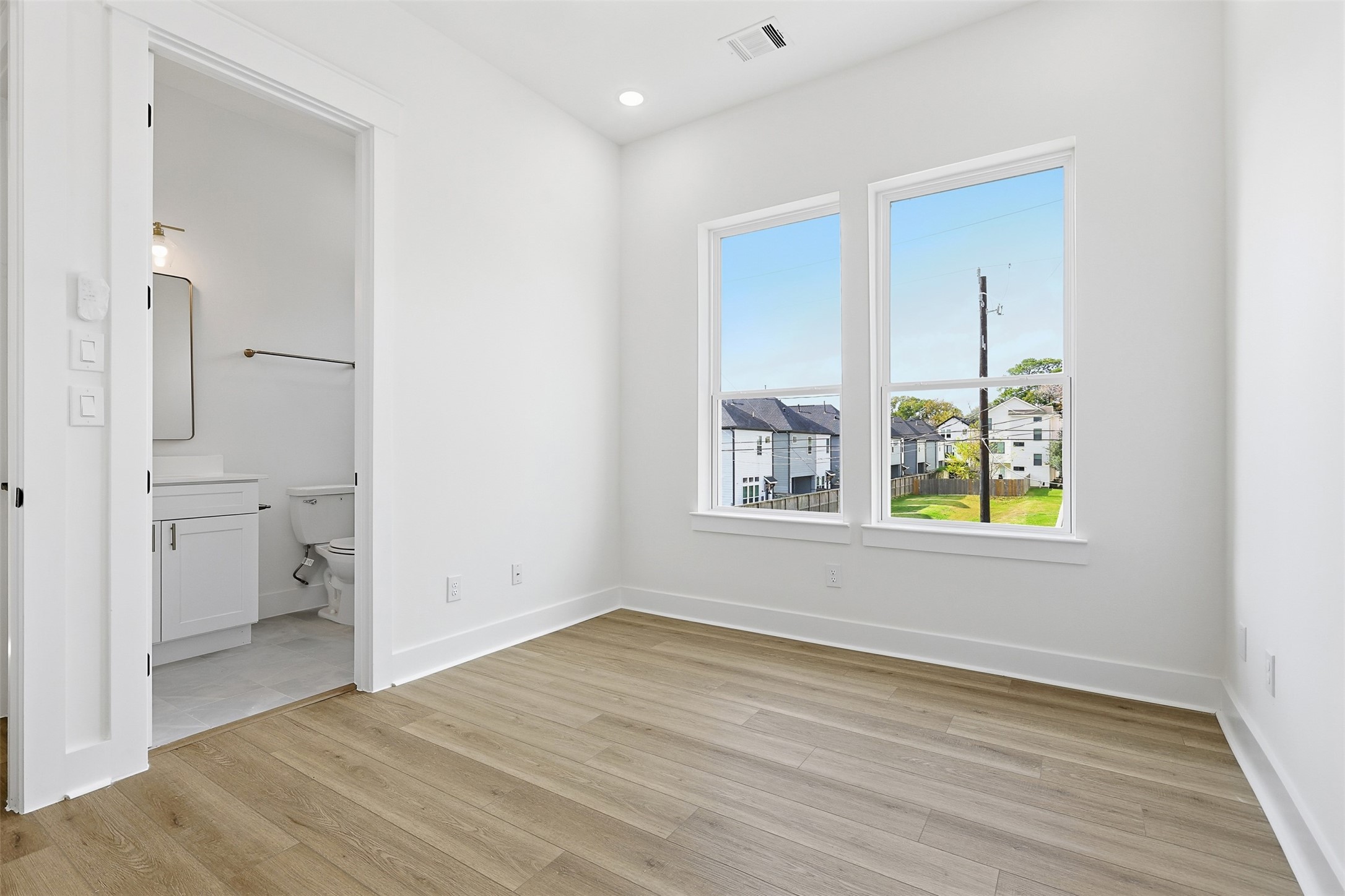 8917 Sunshine Laverne Lane Houston, TX 77080 - Photo 30 of 39