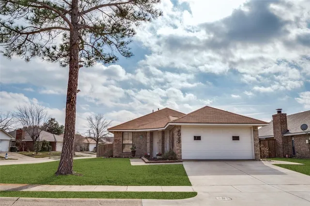 $357,577 | 2022 Gallante Drive, Carrollton, TX 75007
