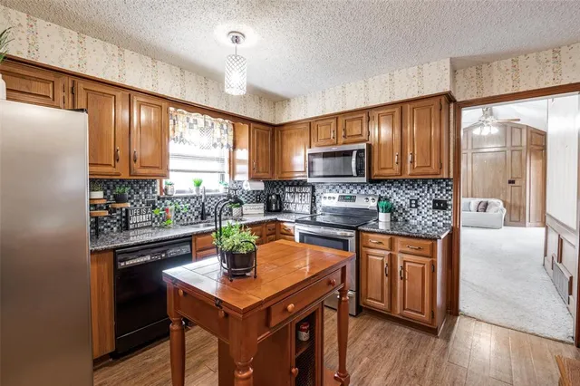 $357,577 | 2022 Gallante Drive, Carrollton, TX 75007