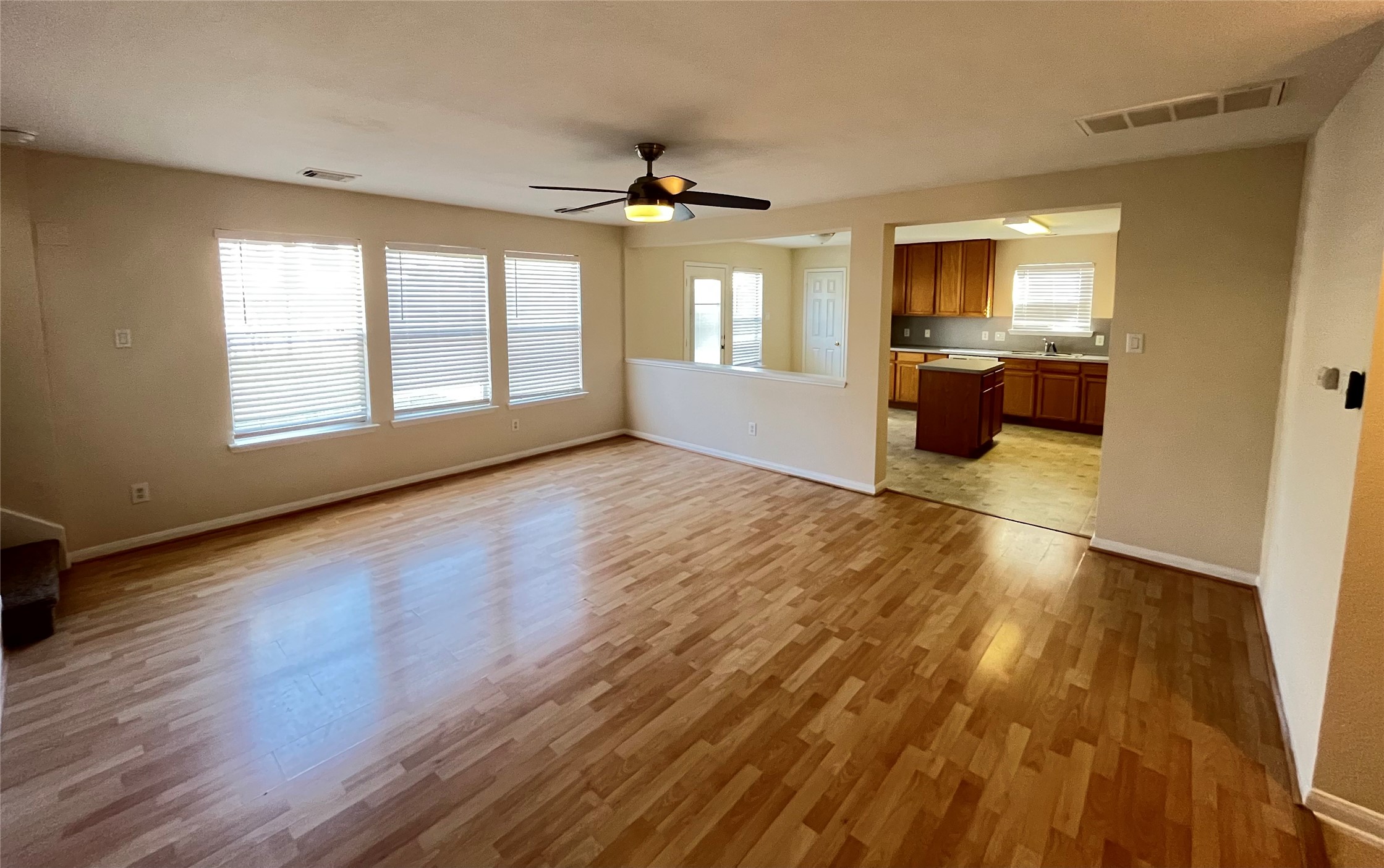 29546 South Legends Bend Drive Spring, TX 77386 - Photo 2 of 12