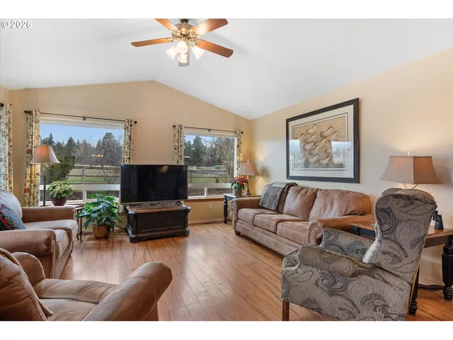 $679,900 | 15605 Wingville Lane, Baker City, OR 97814
