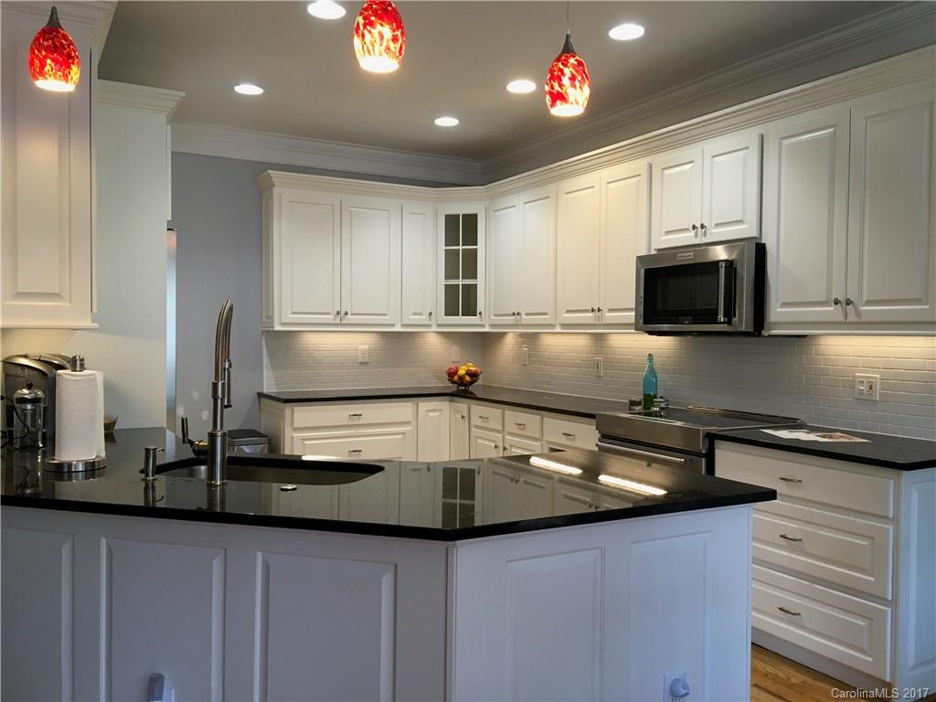 11094 Pheasant Run Tega Cay, SC 29708 - Photo 2 of 24