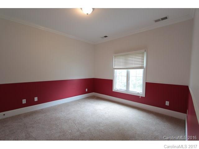 11094 Pheasant Run Tega Cay, SC 29708 - Photo 12 of 24