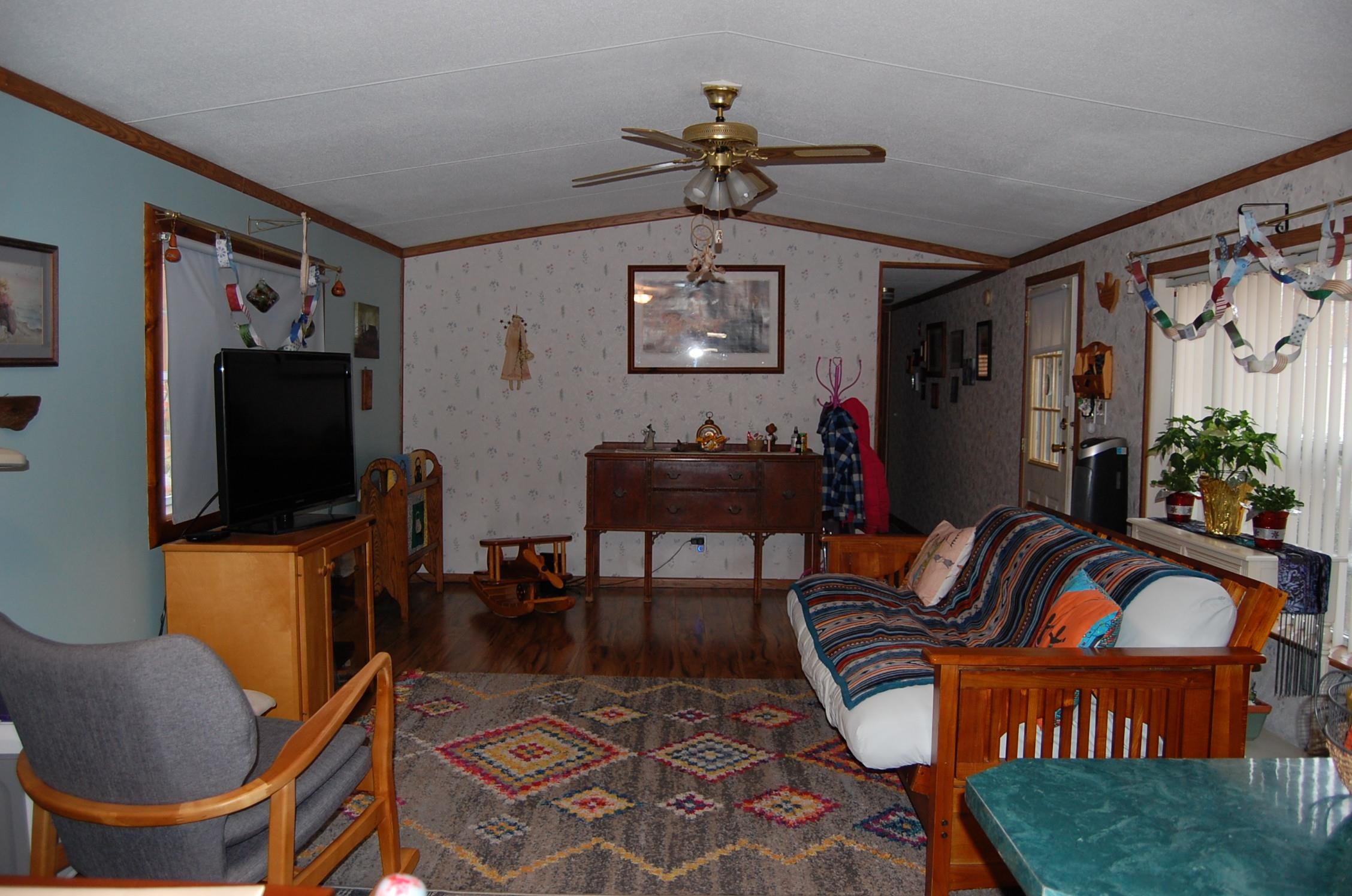 7006 Lake Street Loudon, NH 03307 - Photo 4 of 17