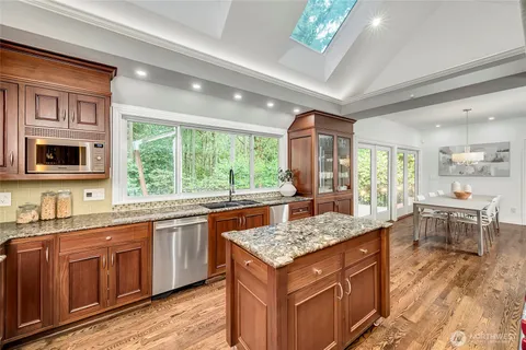 $3,388,000 | 13023 167th Avenue Northeast, Redmond, WA 98052