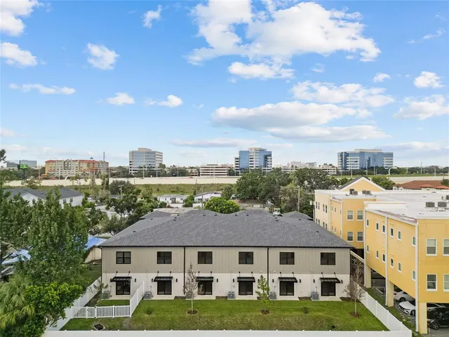 $689,900 | 4308 West Gray Street, Unit 4, Tampa, FL 33609