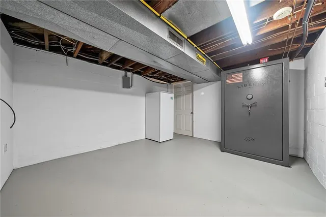 $210,000 | 285 Prospect Street, Baden, PA 15005