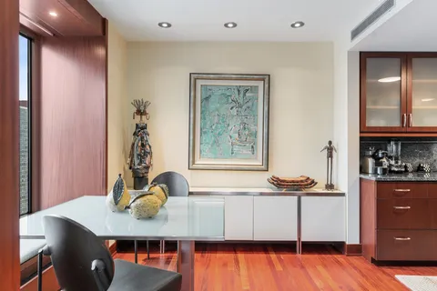 $999,500 | 161 East Chicago Avenue, Unit 33DE, Chicago, IL 60611