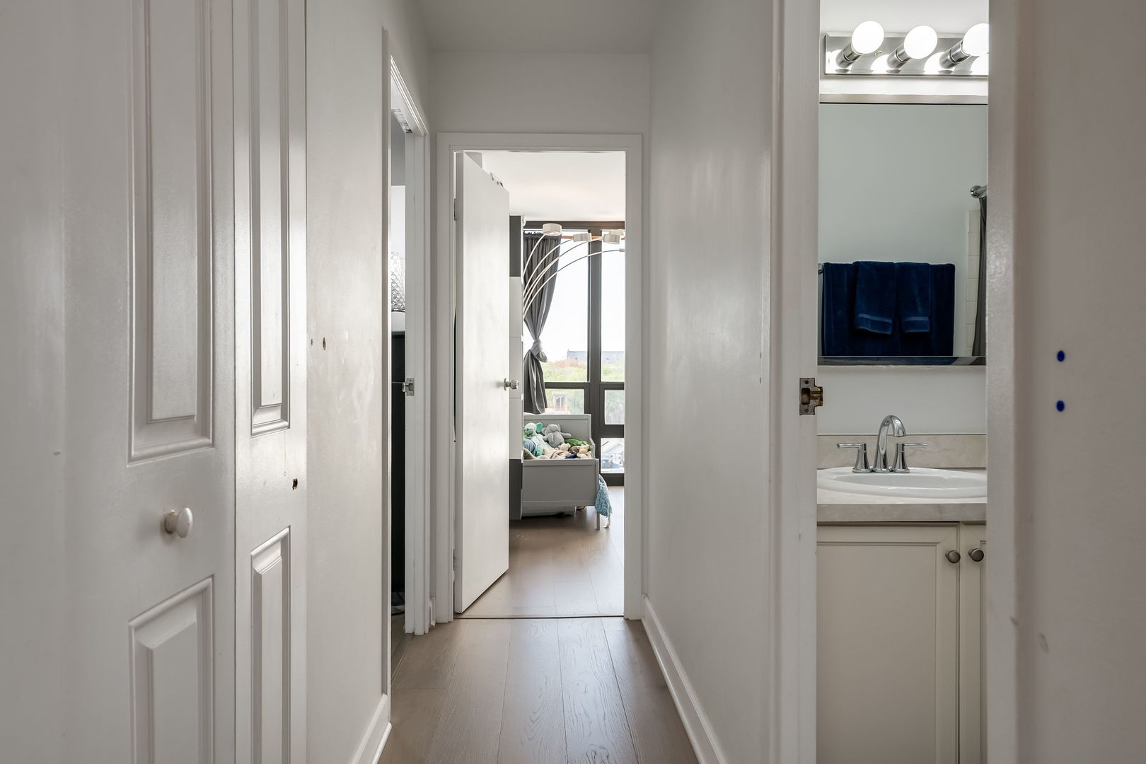 1636 North Wells Street, Unit 615 Chicago, IL 60614 - Photo 23 of 27