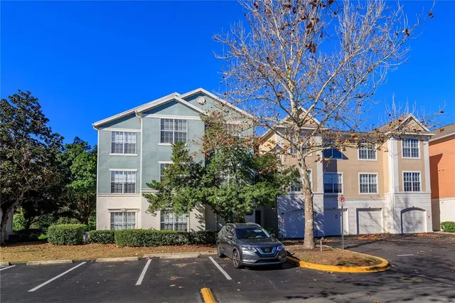 $2,000 | 12849 Madison Pointe Circle, Unit 201, Orlando, FL 32821