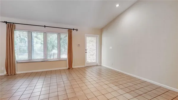 $7,000 | 10890 Southwest 83rd Avenue, Miami, FL 33156