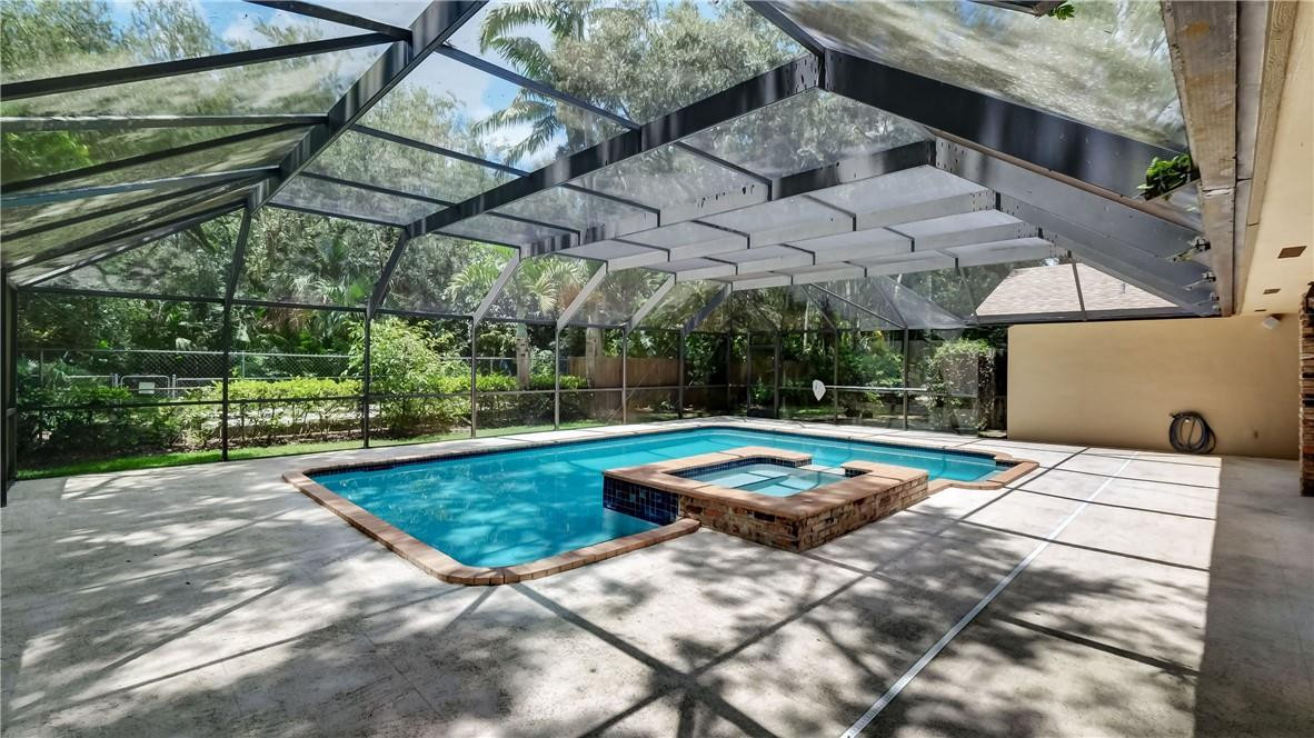 10890 Southwest 83rd Avenue Miami, FL 33156 - Photo 7 of 45 Photo 7