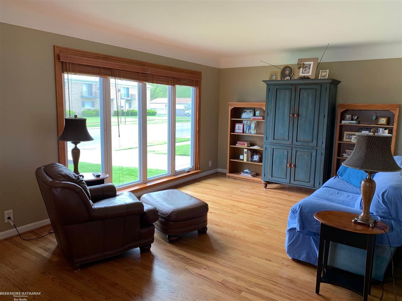 14601 Stephens Road Eastpointe, MI 48021 - Photo 14 of 64 50001052-13.JPG