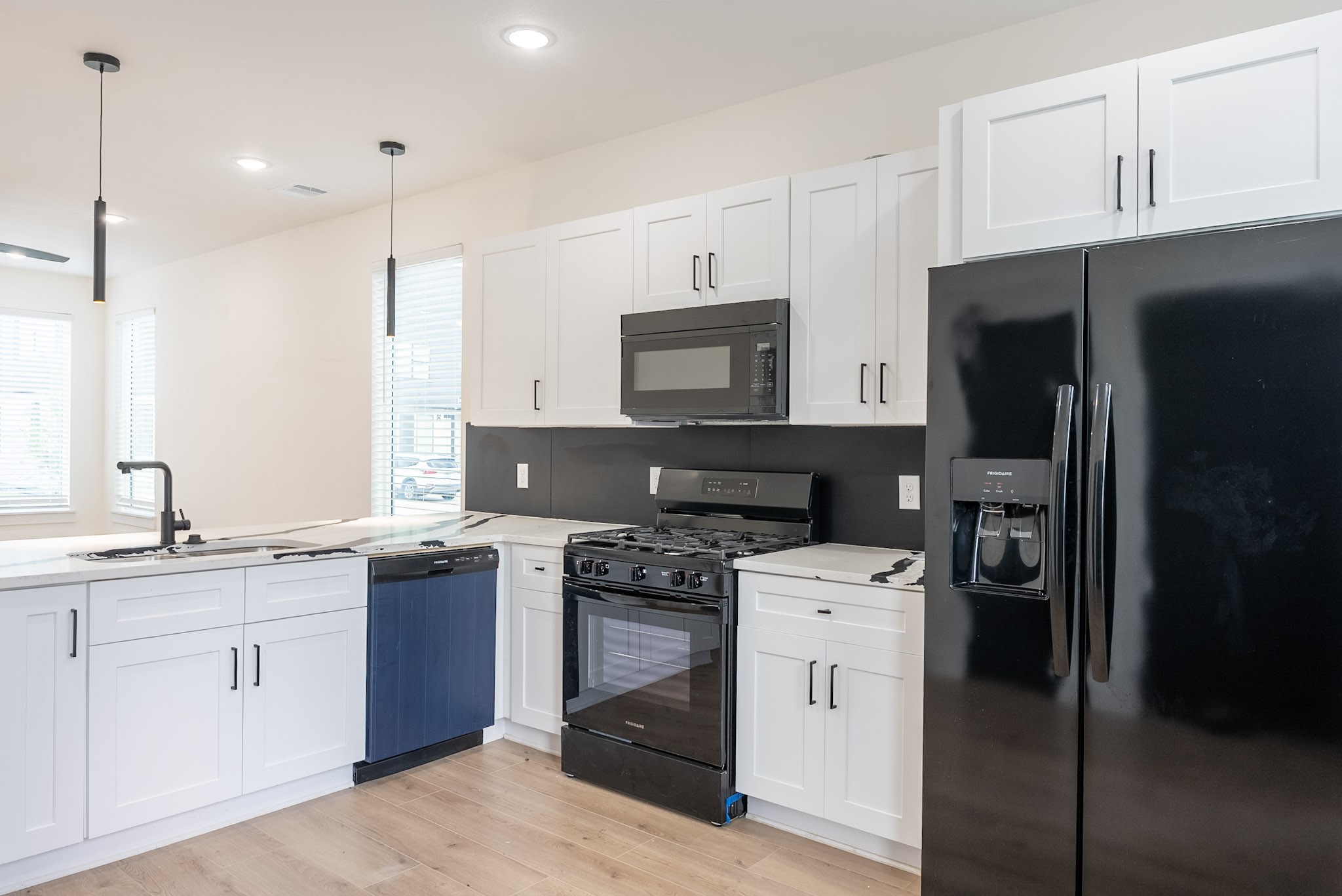 3522 Mansfield Street Houston, TX 77091 - Photo 7 of 12
