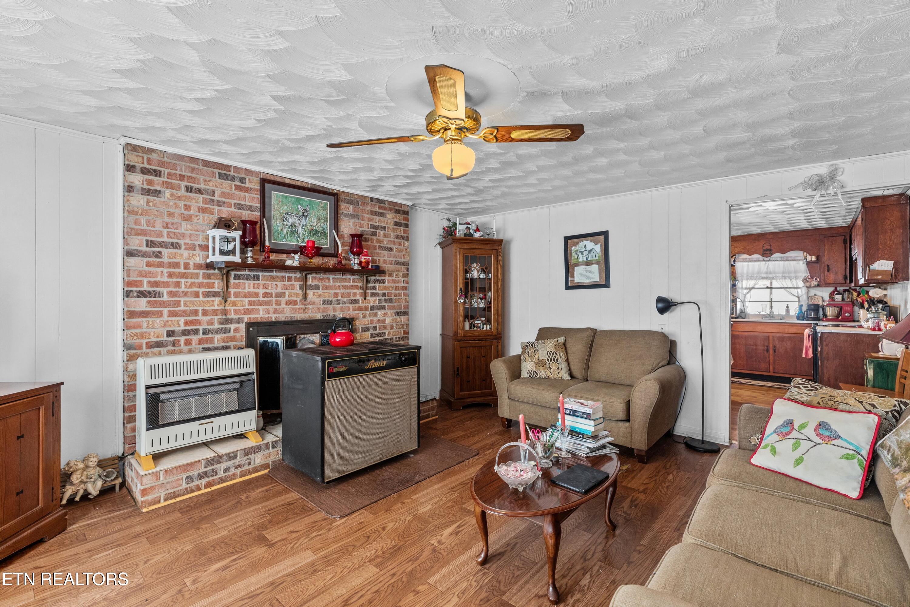 245 Fox Branch Road Kyles Ford, TN 37765 - Photo 8 of 41 006-245FoxBranchRoad-KylesFord-TN-37765-