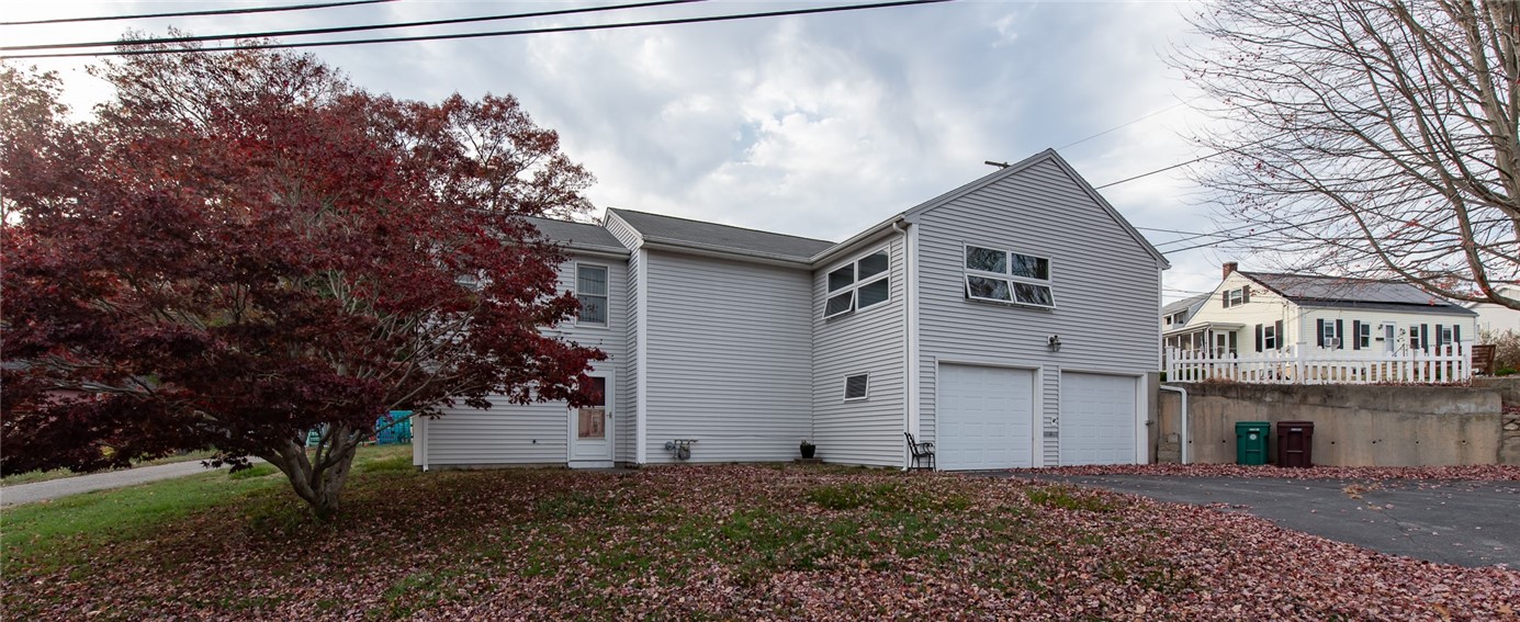 252 Bertenshaw Road Woonsocket, RI 02895 - Photo 24 of 26