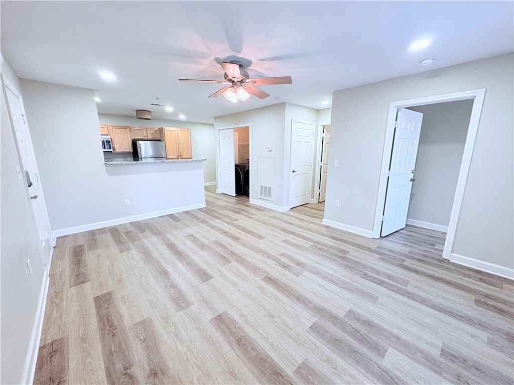 501 Harts Cove Way Seneca, SC 29678 - Photo 3 of 24